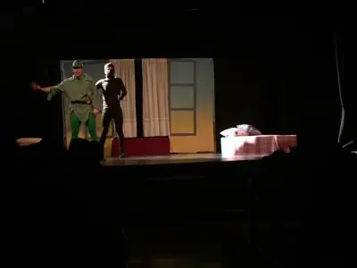 Salida de 3º y 4º de Primaria al teatro en inglés, con la obra «Peter Pan». Curso 2016-17, foto 41 de 56