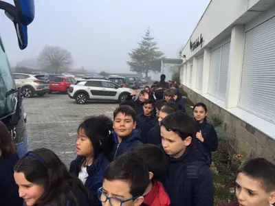 Salida de 3º y 4º de Primaria al teatro en inglés, con la obra «Peter Pan». Curso 2016-17, foto 8 de 56