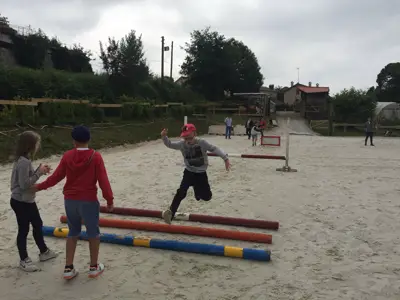 Excursión de 3º y 4º de Primaria al centro equestre «As Leiras». Curso 2016-17, foto 111 de 174