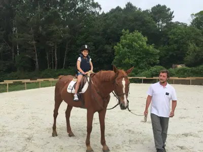 Excursión de 3º y 4º de Primaria al centro equestre «As Leiras». Curso 2016-17, foto 113 de 174