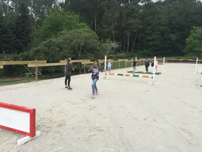 Excursión de 3º y 4º de Primaria al centro equestre «As Leiras». Curso 2016-17, foto 118 de 174