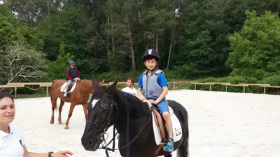 Excursión de 3º y 4º de Primaria al centro equestre «As Leiras». Curso 2016-17, foto 162 de 174