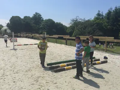 Excursión de 3º y 4º de Primaria al centro equestre «As Leiras». Curso 2016-17, foto 33 de 174