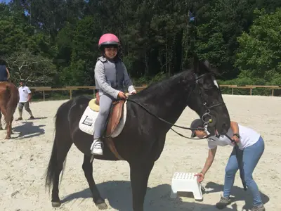 Excursión de 3º y 4º de Primaria al centro equestre «As Leiras». Curso 2016-17, foto 37 de 174