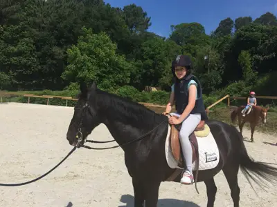 Excursión de 3º y 4º de Primaria al centro equestre «As Leiras». Curso 2016-17, foto 62 de 174
