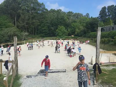 Excursión de 3º y 4º de Primaria al centro equestre «As Leiras». Curso 2016-17, foto 66 de 174