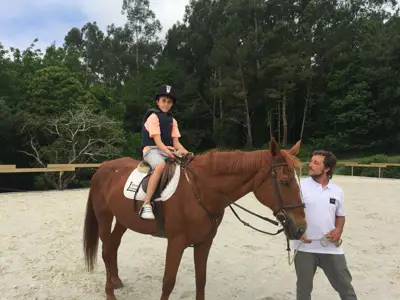 Excursión de 3º y 4º de Primaria al centro equestre «As Leiras». Curso 2016-17, foto 94 de 174