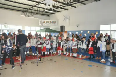 Festival de Navidad Infantil y Primaria curso 2016-17, foto 75 de 201
